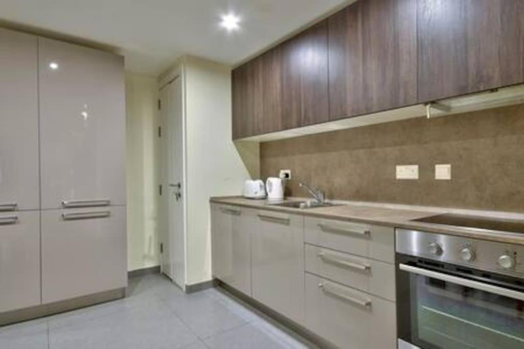 Vallettastay - Orangerie Two Bedroom Apartment 201 ภายนอก รูปภาพ