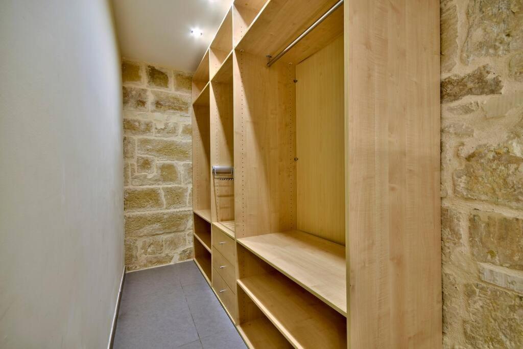 Vallettastay - Orangerie Two Bedroom Apartment 201 ภายนอก รูปภาพ