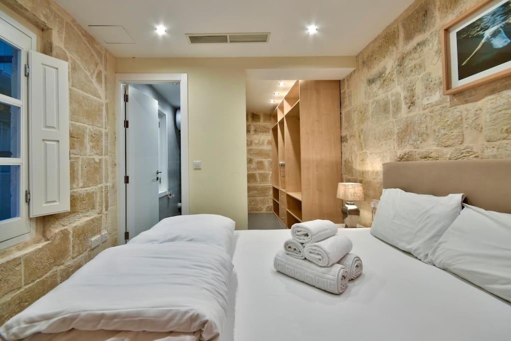 Vallettastay - Orangerie Two Bedroom Apartment 201 ภายนอก รูปภาพ
