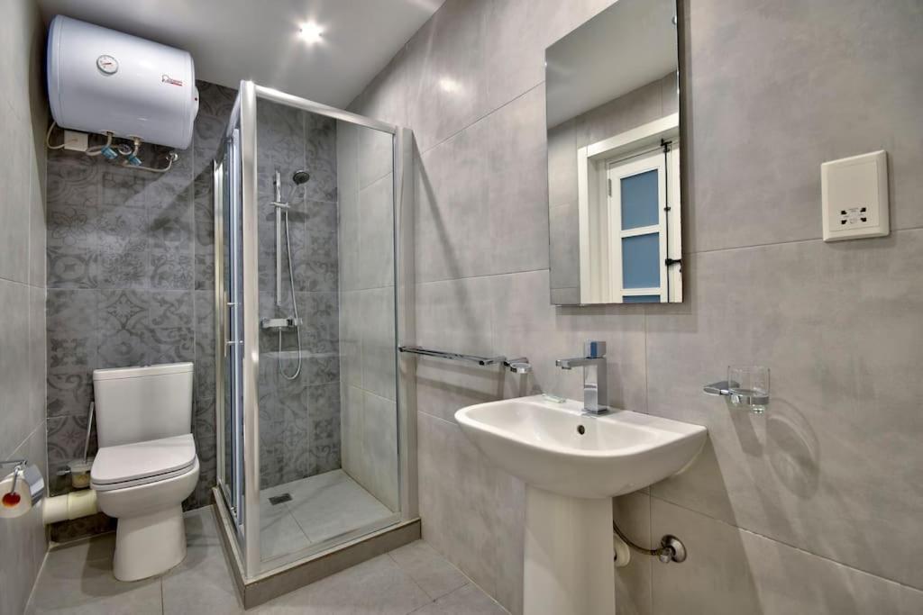 Vallettastay - Orangerie Two Bedroom Apartment 201 ภายนอก รูปภาพ