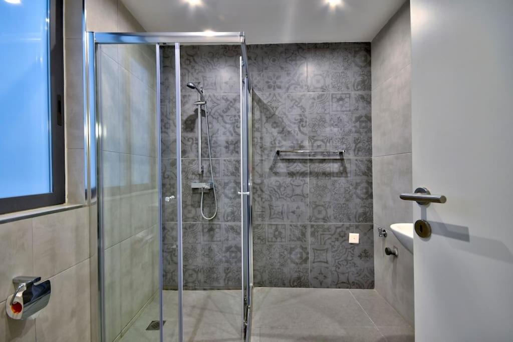 Vallettastay - Orangerie Two Bedroom Apartment 201 ภายนอก รูปภาพ